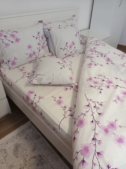 Lenjerie de Pat Dublă din Bumbac Ranforce 100% – Mov cu Motive Florale