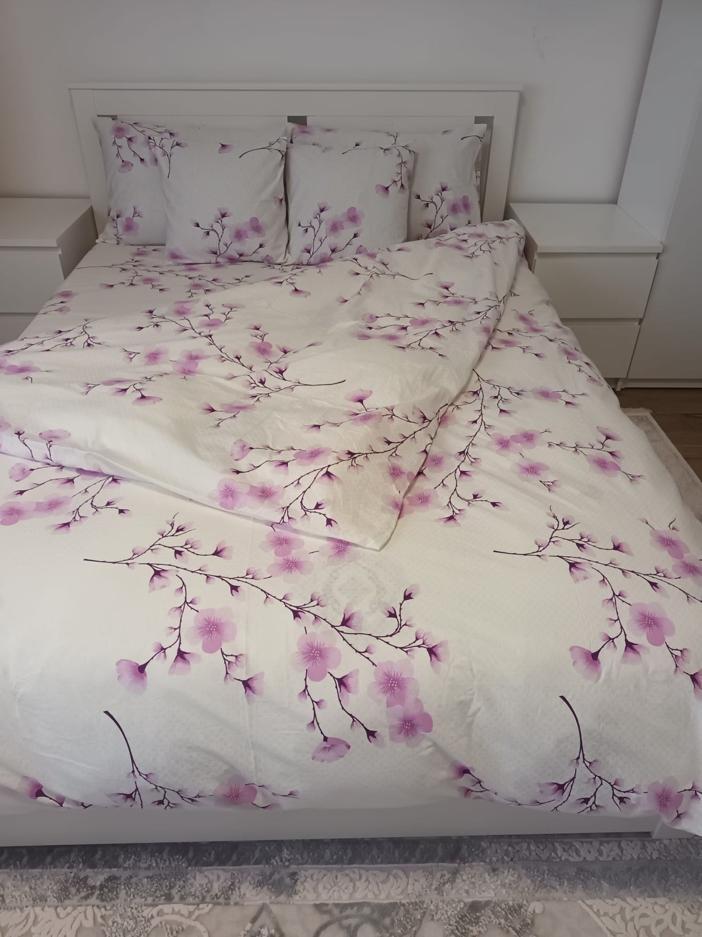 Lenjerie de Pat Dublă din Bumbac Ranforce 100% – Mov cu Motive Florale