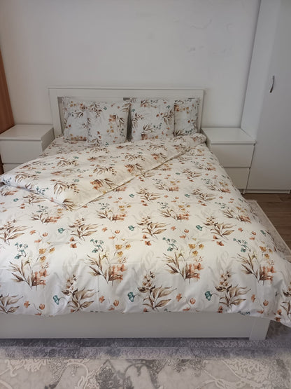 Lenjerie de Pat Dublă din Bumbac Ranforce 100% – Maro cu motive florale